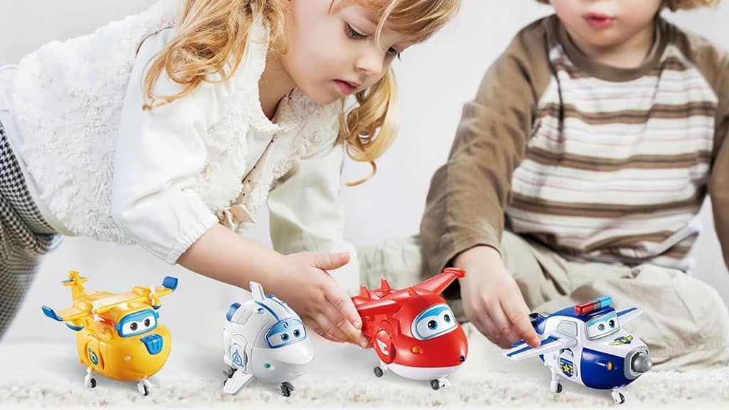 Létej s novými hračkami Super Wings!