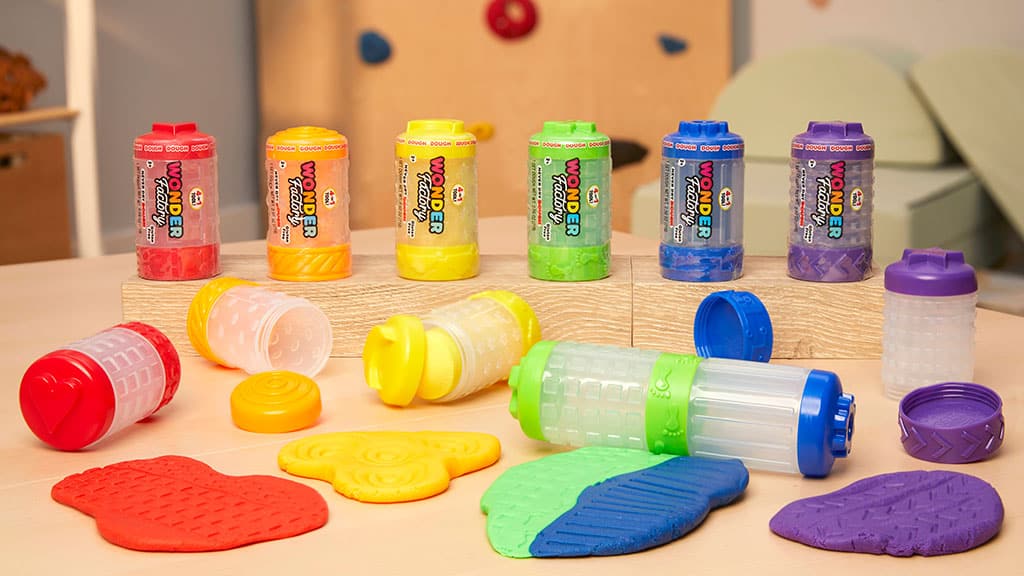Vyzkoušejte kolekci Wonder Factory nevyvíjející se modelíny a kinetického písku