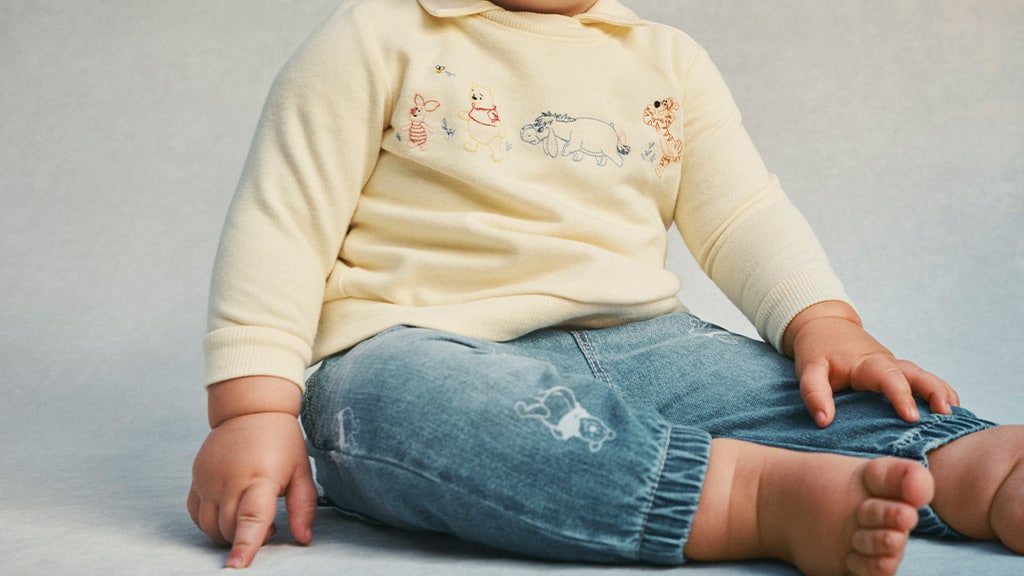 Nové Disney oblečení pro miminka od OshKosh B’Gosh je sladší než med.