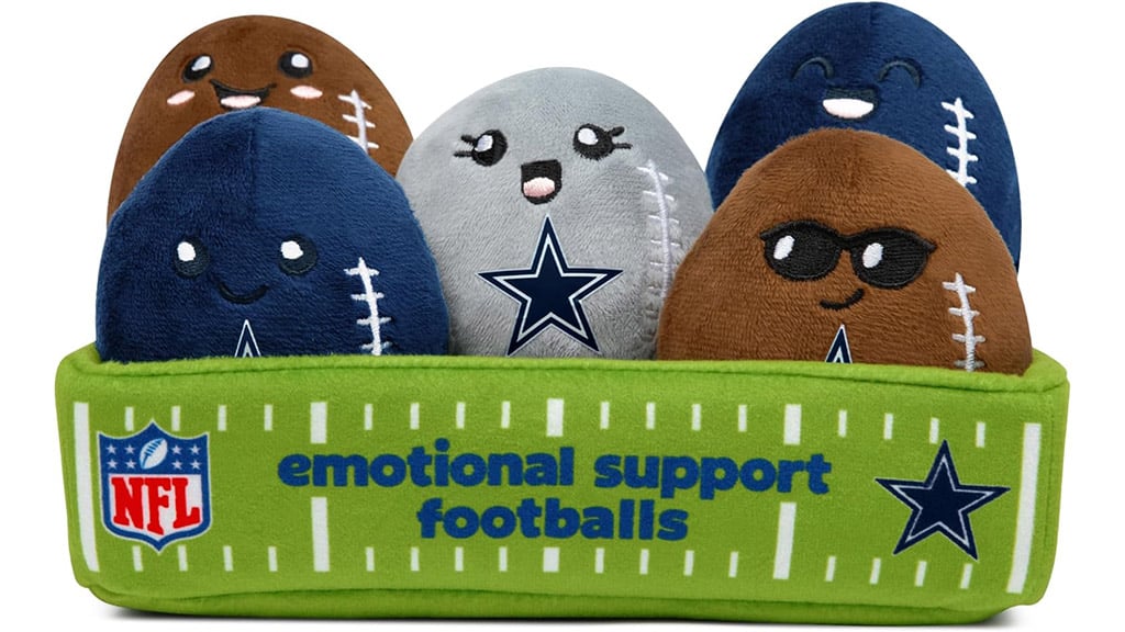 Podívej se na nové emocionální podpůrné plyšáky NFL od Relatable!