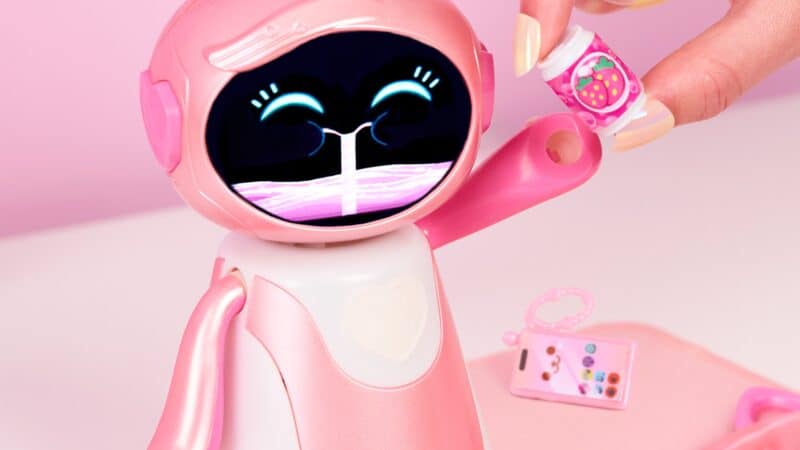 EmotoBOT od Just Play má vlastní osobnost