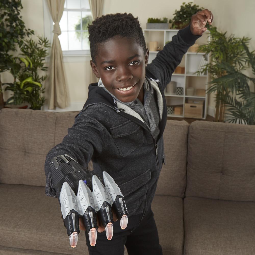 Black Panther svítící Vibranium Power FX Dráp - Hasbro