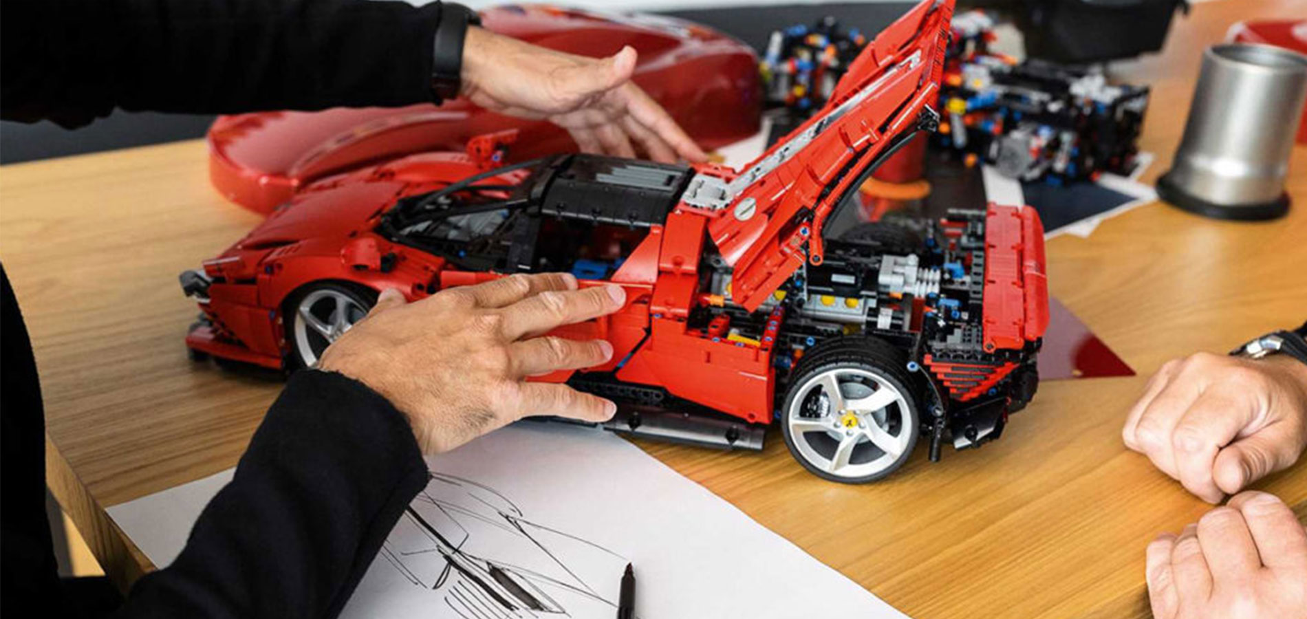 LEGO® Technic představil model Ferrari Daytona SP3