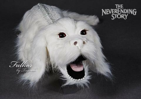 Plyšový Falkor z Nekonečného příběhu