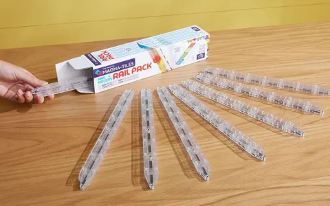 MAGNA-TILES Rail Racers 8dílná stavebnice magnetických kolejí