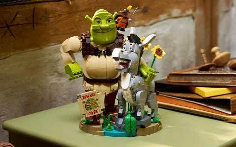 Přines si bažinu na svou poličku s touto LEGO sadou Shrek