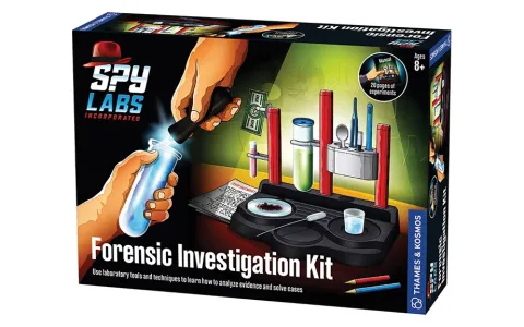 Špionáž je skvělým způsobem, jak trávit čas pro dospívající s detektivní sadou Spy Labs.