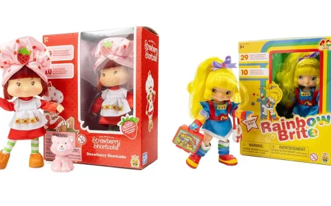 Prezentace hraček: Rainbow Brite a Strawberry Shortcake 5,5palcové módní panenky od TLS Toy