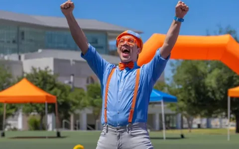 Blippi s zvědavostí cestuje po zemi v nové sérii na YouTube