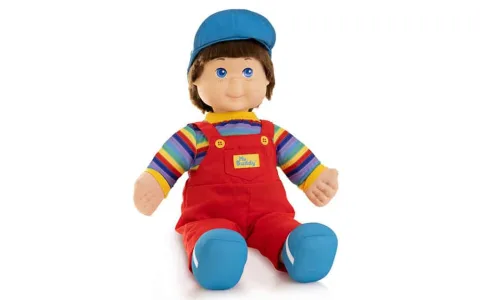 Zde je panenka My Buddy od Loyal Subjects Playskool