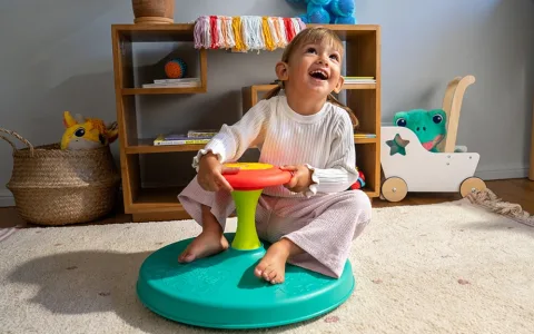 Playskool se vrací, aby podpořil raný rozvoj malých dětí
