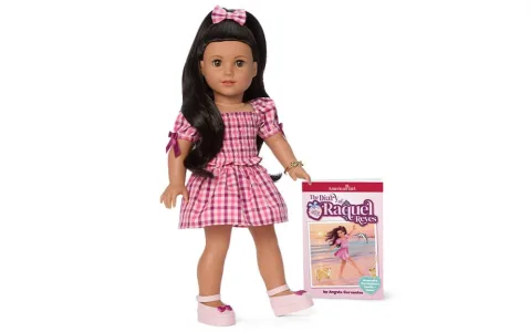 American Girl představuje Raquel Reyes, panenku roku 2026