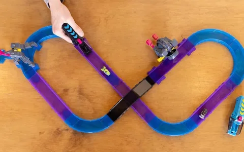 Kolekce autodráhy Goliath Hyper Burst