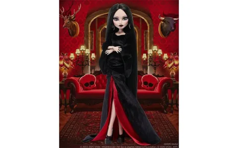 Tato Mattel Monster High Morticia Addams panenka je okouzlující a temná