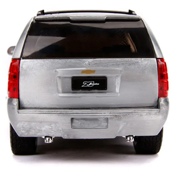 2010 Chevy Tahoe kovový model auta 1/24 - Simba Toys obrázek 6