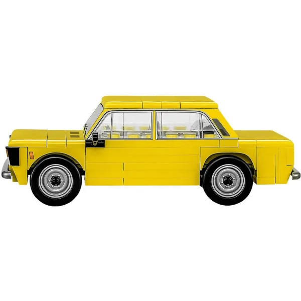 COBI: Stavebnice Polski Fiat 125p 1.5 ME (24588) obrázek 4