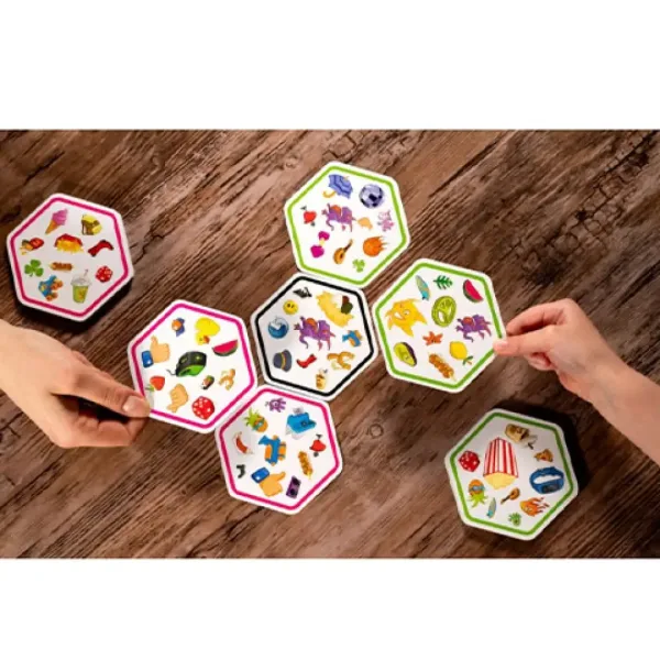 Dobble Connect desková hra obrázek 3