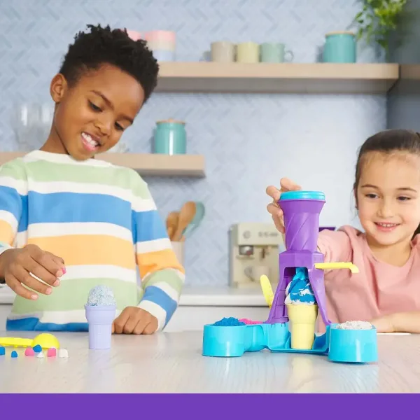 Kinetic Sand: Sada na výrobu zmrzliny z modelovacího písku 396g - Spin Master obrázek 3