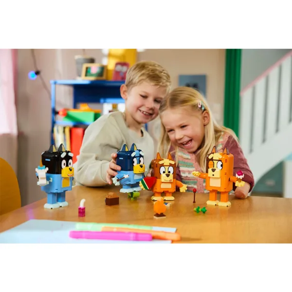 LEGO® Bluey™: Rodina Bluey z kostek (11217) obrázek 11