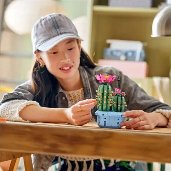 LEGO® Botanicals: Kvetoucí kaktus (11509) obrázek 4