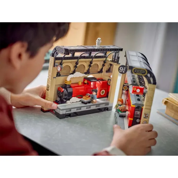 LEGO® Harry Potter: Knihovna: Bradavický expres™ (76450) obrázek 8