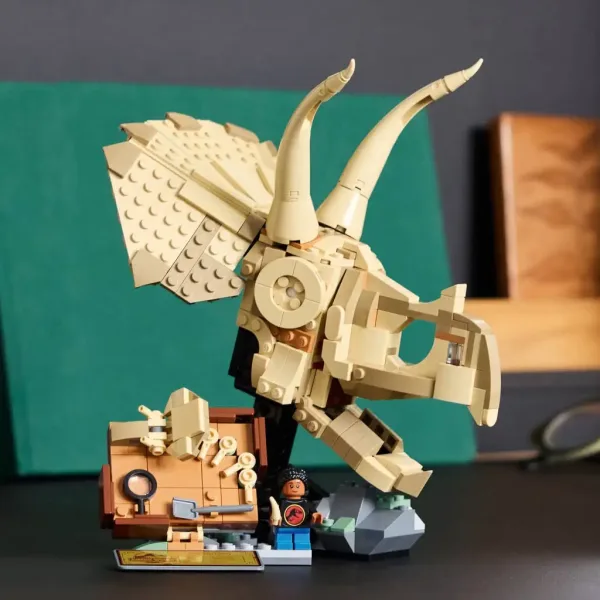 LEGO® Jurassic World: Fosílie dinosaurů - Lebka triceratopse (76959) obrázek 3
