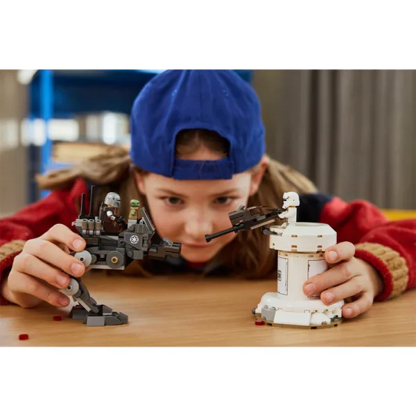 LEGO® Star Wars™: Útok AT-RT™ (75444) obrázek 6