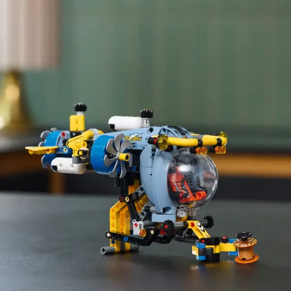 LEGO® Technic: Hlubinná výzkumná ponorka (42201) obrázek 3