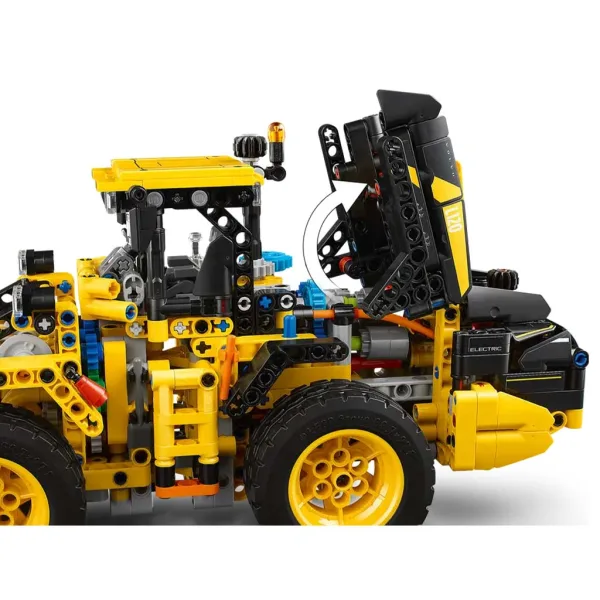 LEGO® Technic: Volvo L120 Elektrický kolový nakladač (42209) obrázek 5