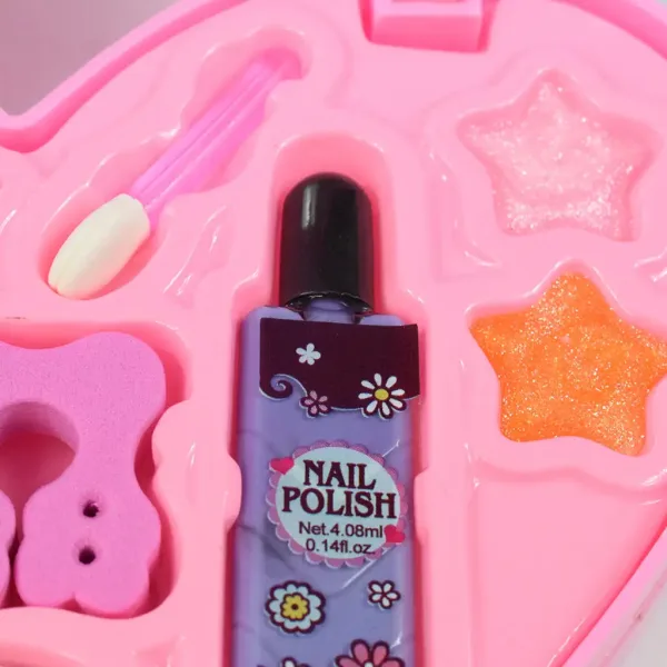 S&L Cosmetics: Prémiový make-up a paleta na nehty ve tvaru srdce ve třípatrové krabici obrázek 7