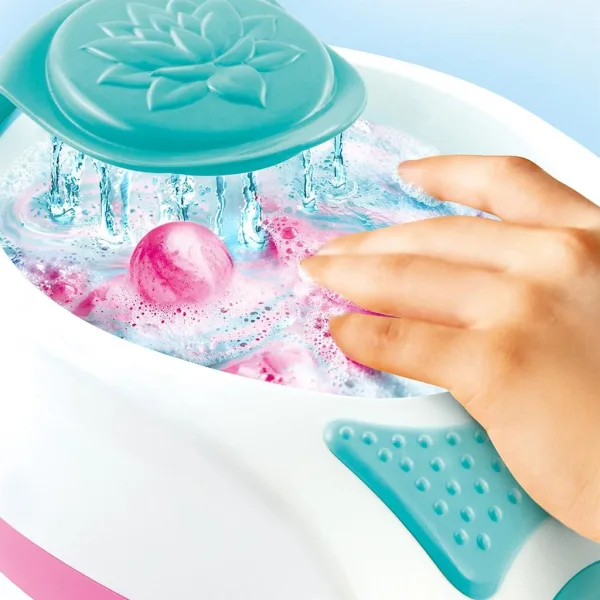 So Bomb: Manikúrní salon Hand Spa obrázek 4