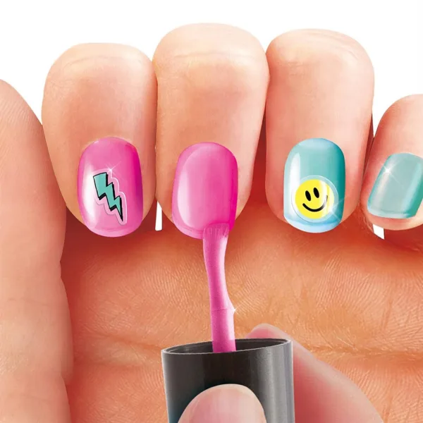 So Bomb: Manikúrní salon Hand Spa obrázek 5