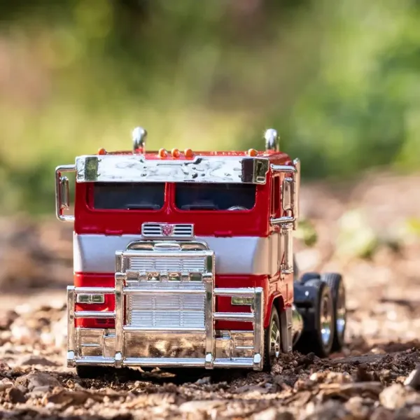Transformers: Optimus Prime T7 kovový model auta 1/32 - Simba Toys obrázek 8