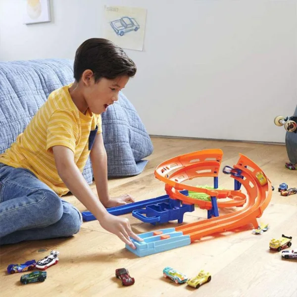 Hot Wheels: Dvoubarevná závodní dráha se 2 závodními auty - Mattel obrázek 6