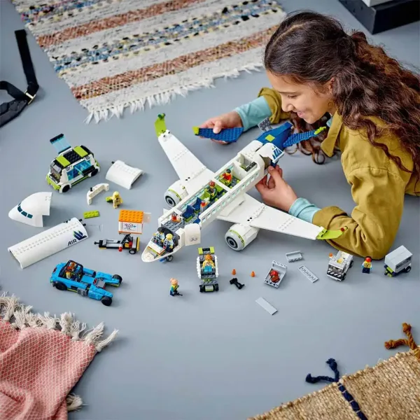 LEGO® City: Dopravní letadlo (60367) obrázek 9