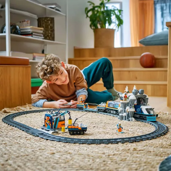 LEGO® City: Expresní vlak arktických průzkumníků (60470) obrázek 6
