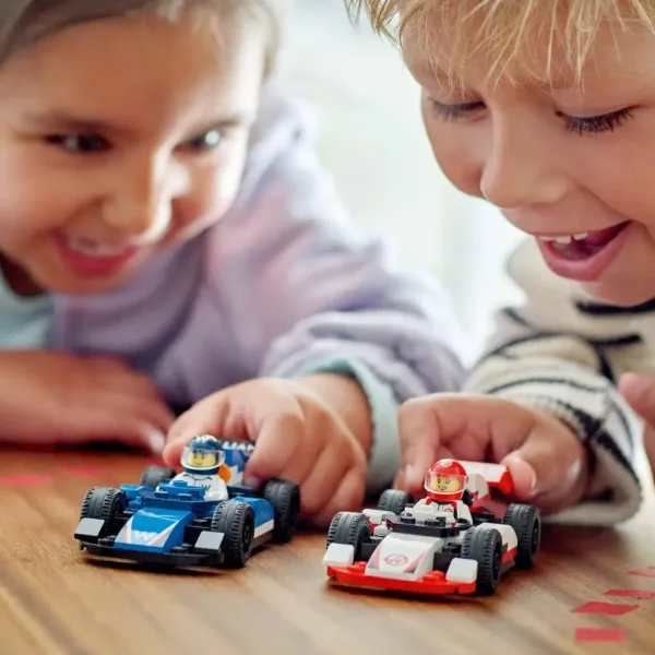 LEGO® City: F1® vozy Williams Racing a Haas F1® (60464) obrázek 3