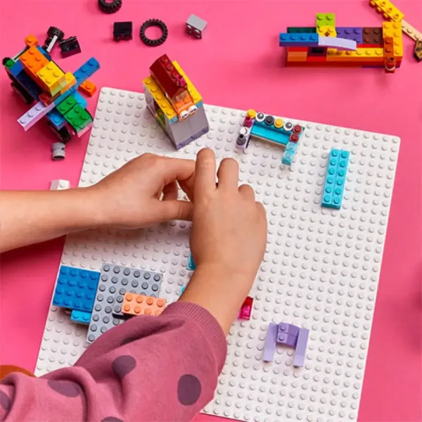 LEGO® Classic: Bílá základní deska (11026) obrázek 3
