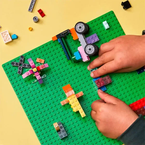 LEGO® Classic: Zelená základní deska (11023) obrázek 3