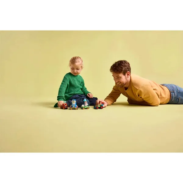 LEGO® Disney: Toy Story sváteční vlak a RC závodní auto (43264) obrázek 7