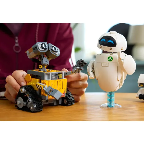 LEGO® Disney: WALL-E a EVA (43279) obrázek 7