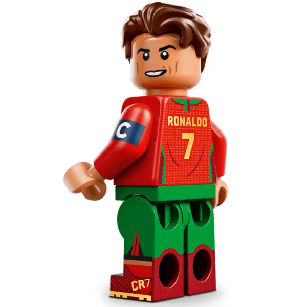 LEGO® Edice: Cristiano Ronaldo – Nejlepší okamžiky fotbalu (43012) obrázek 5