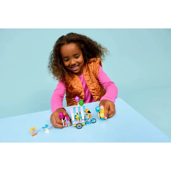LEGO® Friends: Prodavač zmrzliny a balónků (42692) obrázek 6