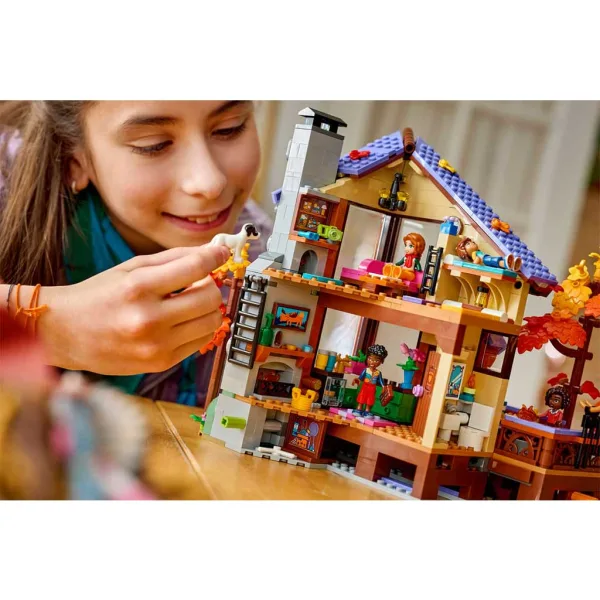 LEGO® Friends: Útulná chata v podzimním lese (42705) obrázek 7