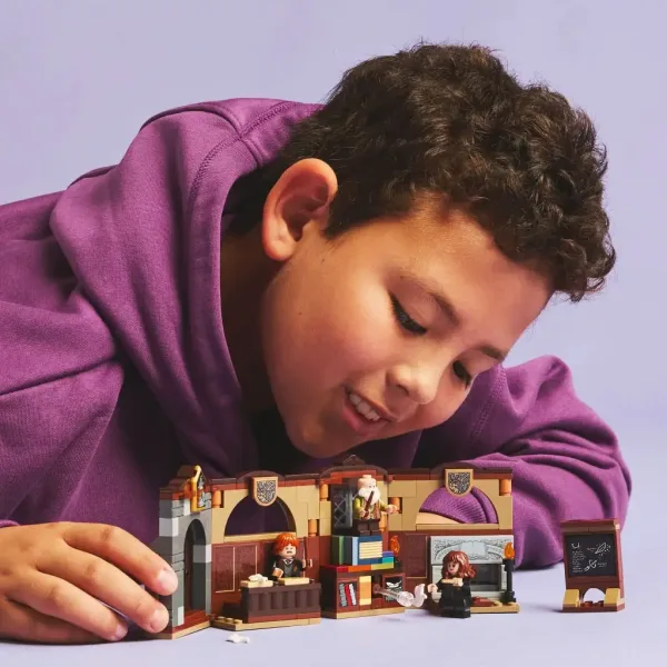 LEGO® Harry Potter: Bradavice™ hrad - Hodina kouzel (76442) obrázek 3