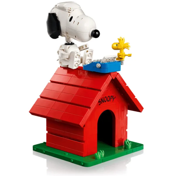 LEGO® Ideas: Peanuts: Snoopy psí bouda (21368) obrázek 6