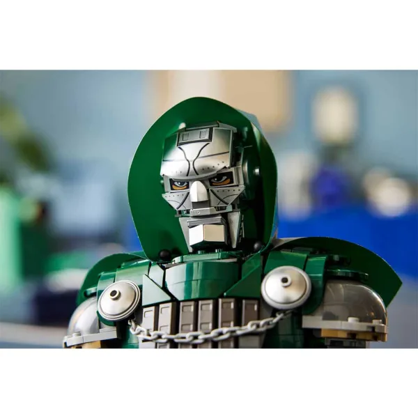 LEGO® Marvel: Mellszobor Doktora Doom (76345) obrázek 6