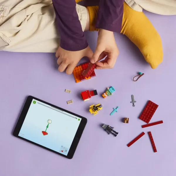 LEGO® Minecraft: Bitva u lávového jezera (3299) obrázek 3