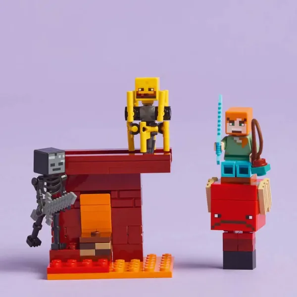 LEGO® Minecraft: Bitva u lávového jezera (3299) obrázek 4