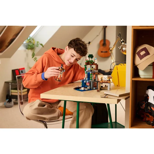 LEGO® Minecraft: Duchové přístav (21597) obrázek 9